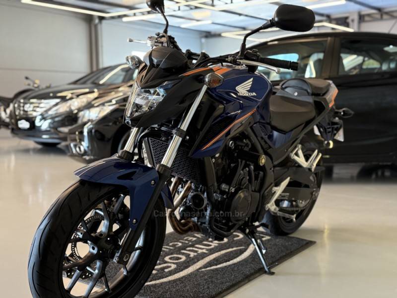 HONDA - CB 500F - 2018/2018 - Azul - R$ 30.900,00